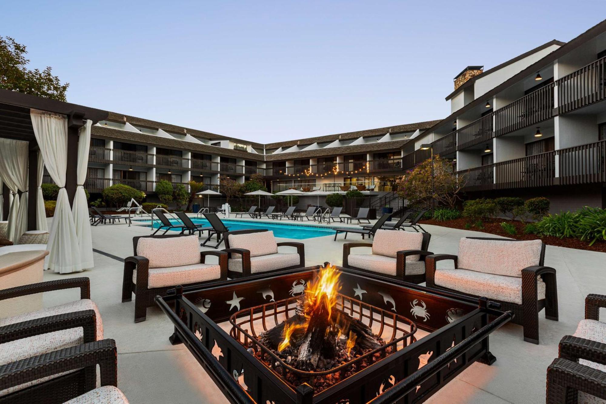 Hilton Garden Inn Monterey Luaran gambar